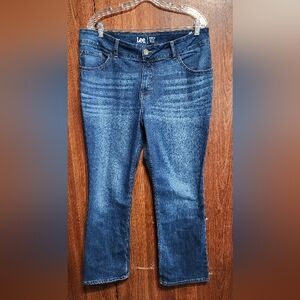 Boot cut jeans